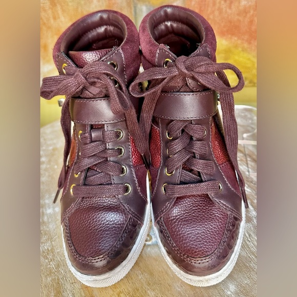 EUC Coach “Pembroke Patchwork” High top Leather Sneakers. Oxblood Size 5 - Picture 7 of 9